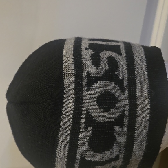 Unisex beanie. - Picture 4 of 6